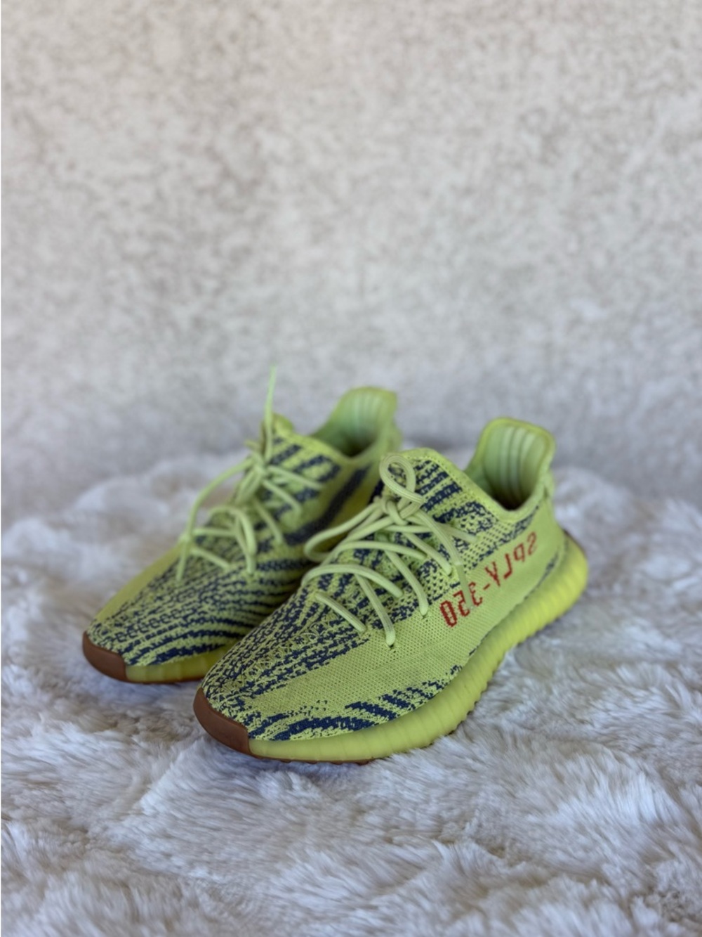 Yeezy 350 V2 Sulfur